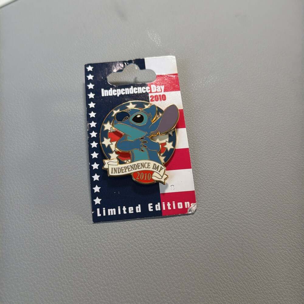 Disney Independence Day 2010 Stitch spinner pin
